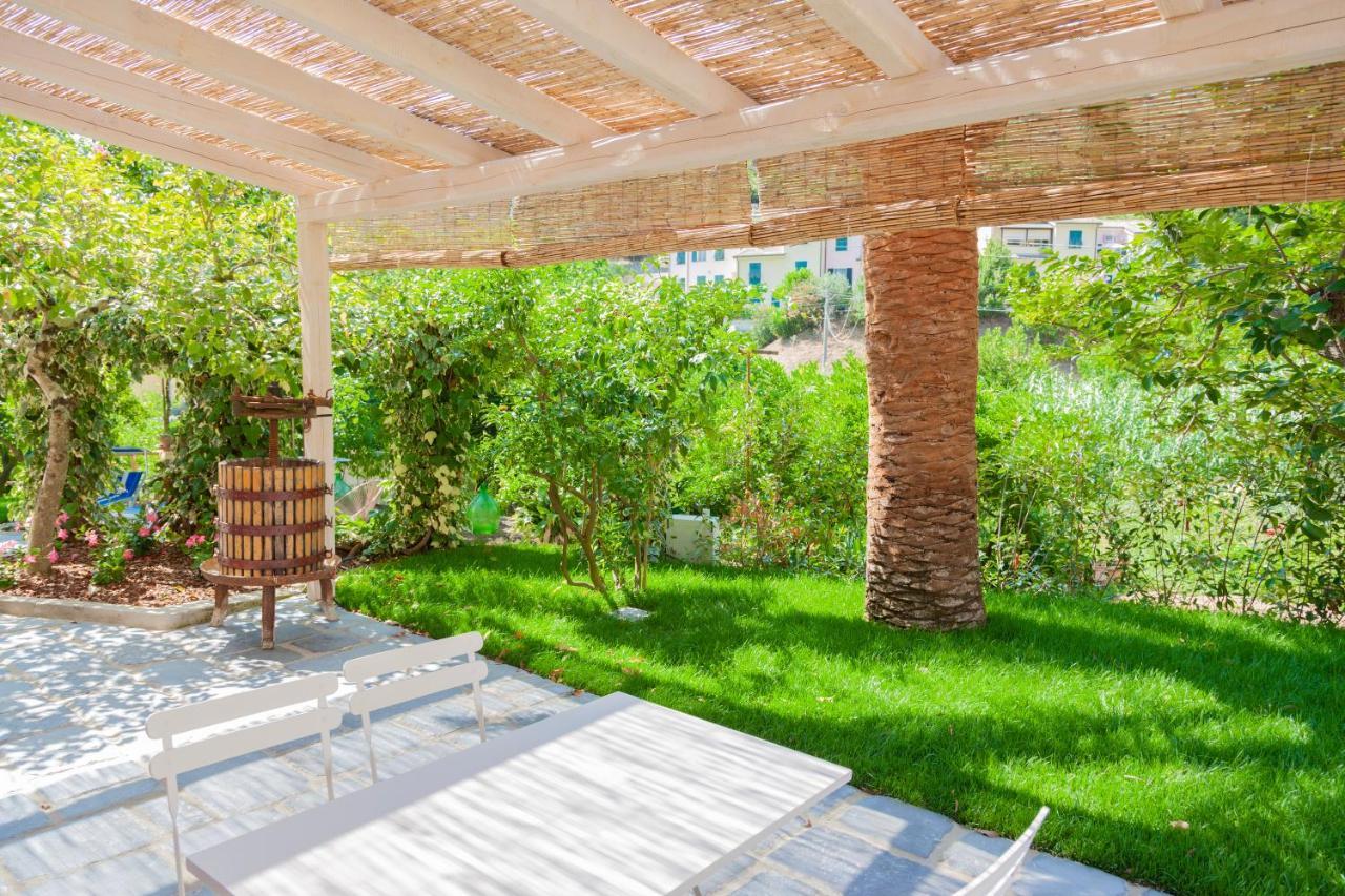 La Casa Dei Glicini Lägenhet Levanto Exteriör bild